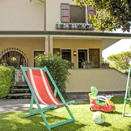 Villa Rita By Interhome Forte dei Marmi